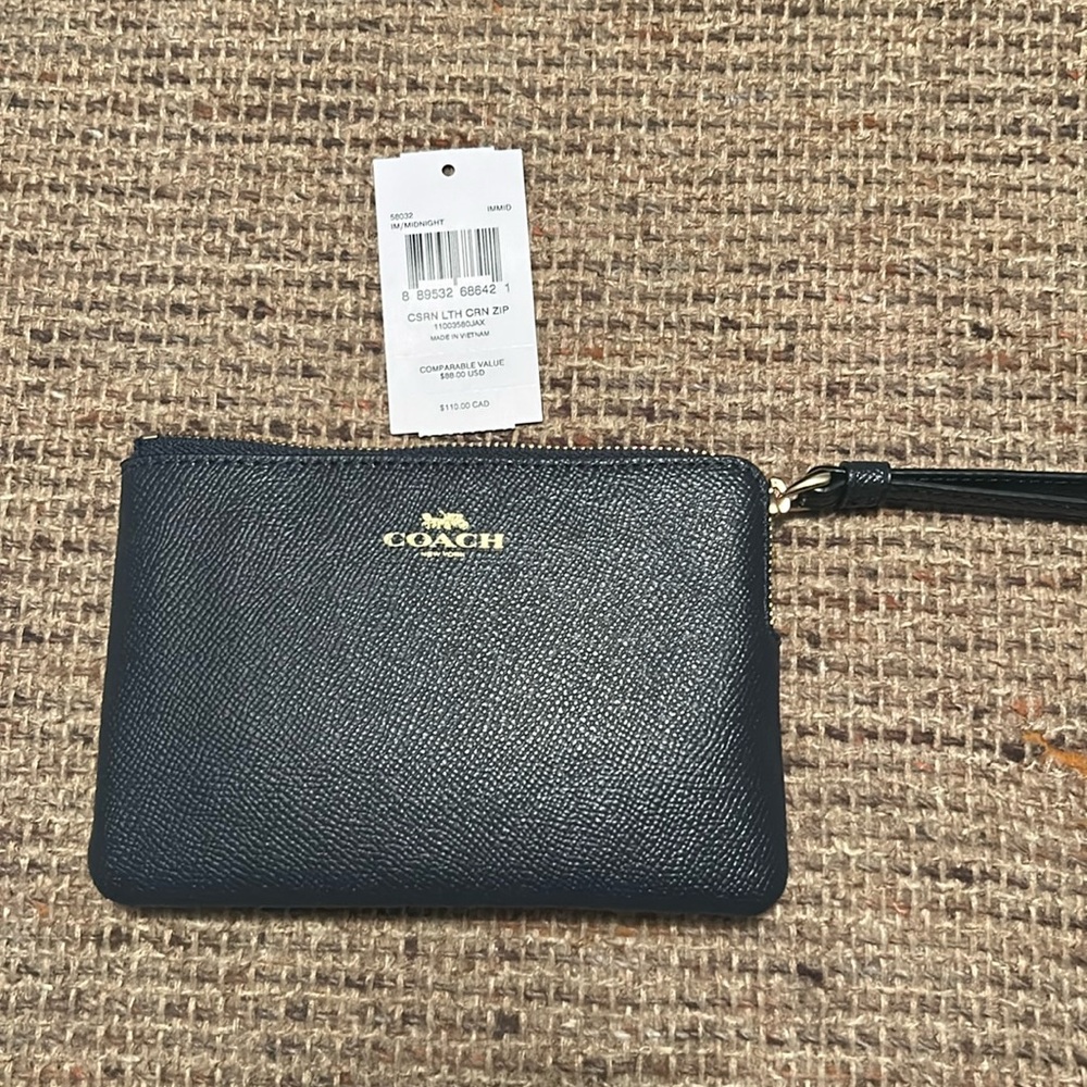 Wristlet